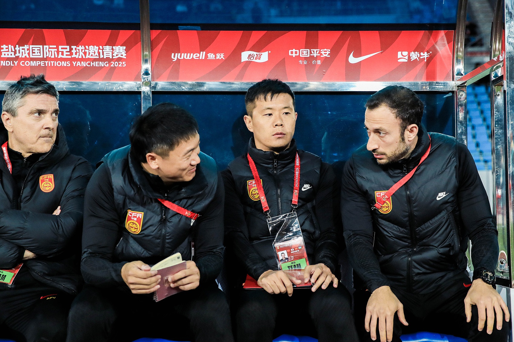 才16岁零73天！道曼赛后收获英超官方颁发的全场最佳奖杯