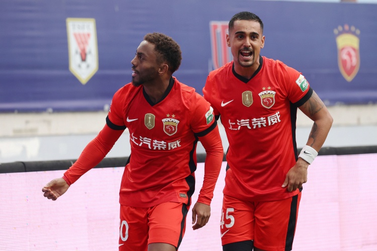 早报：疑云重重