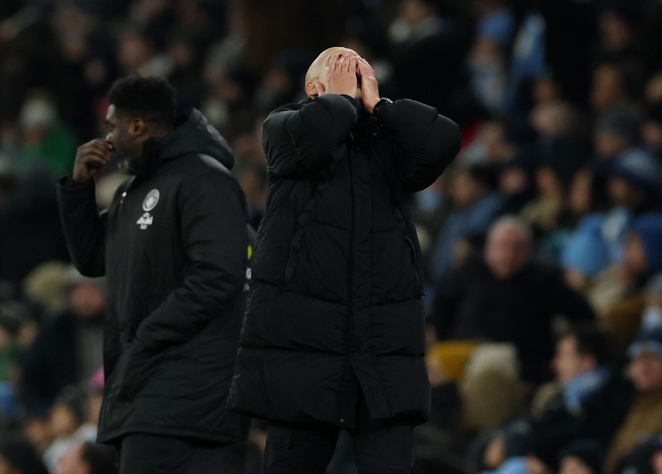 才16岁零73天！道曼赛后收获英超官方颁发的全场最佳奖杯